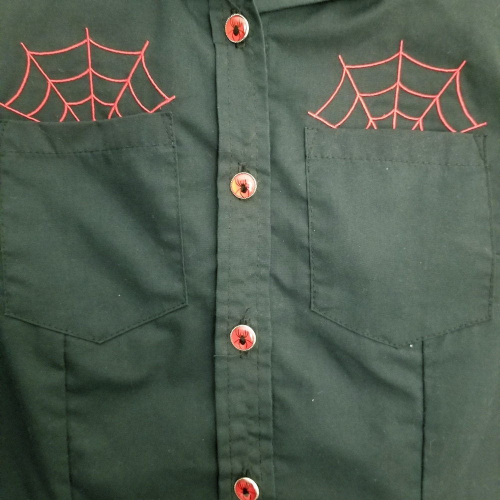 Spiderweb button up shirt - Picture 2 of 7